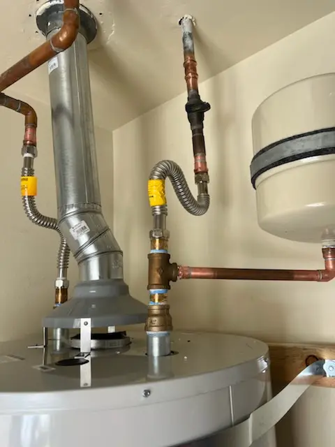 Water heater installation and plumbing repair in Highlands Park